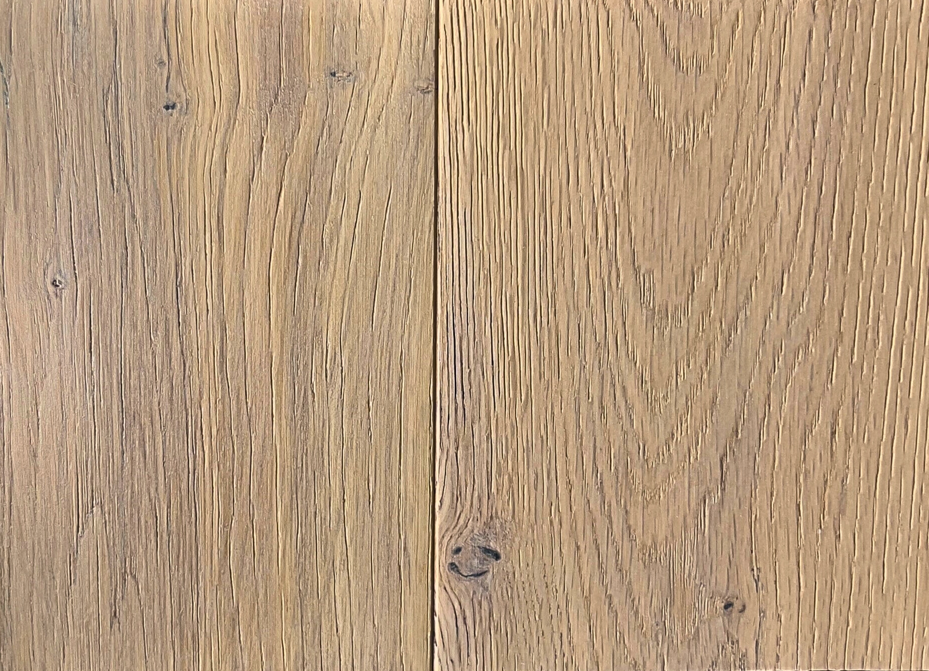 Floorest - Solid White Oak Handscraped Hardwood Majestic Pearl  5" x 3/4" - 22.93 sf / box 4-3- SPECIAL
